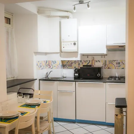 דירה Paid Parking Available- In Centro Storico A *