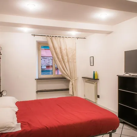 Paid Parking Available- In Centro Storico A Genoa