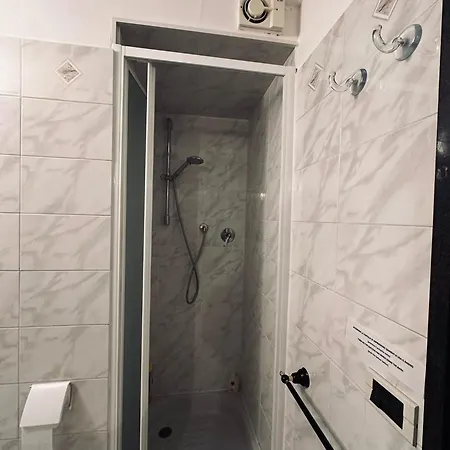 Paid Parking Available- In Centro Storico A Lejlighed