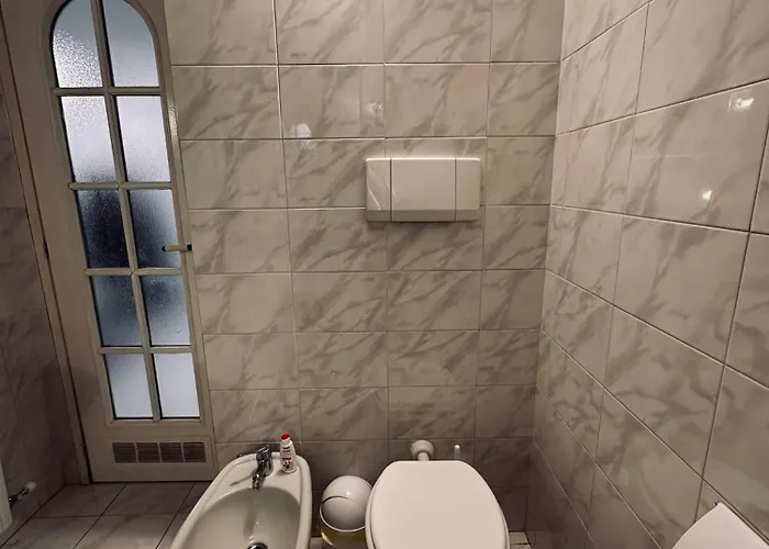 Paid Parking Available- In Centro Storico A Apartmán *